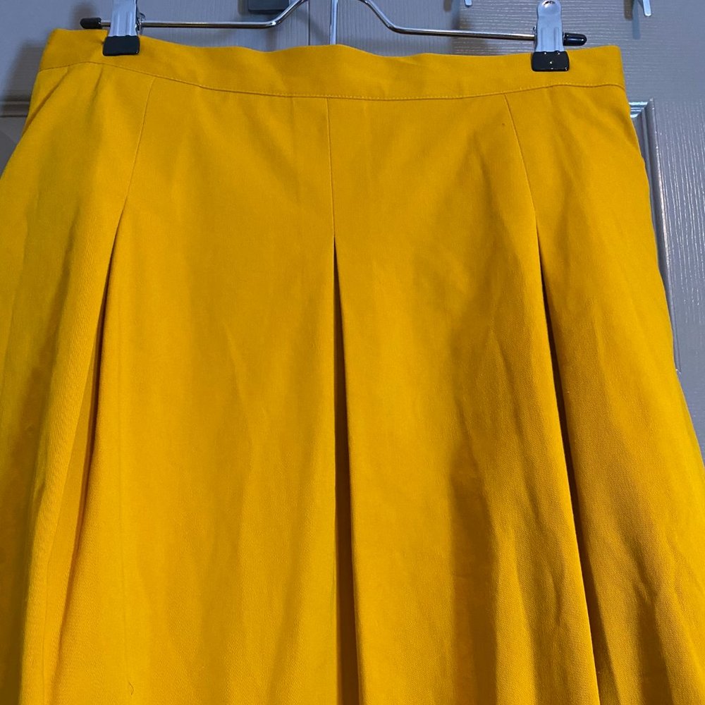 Gianni Bini skirt Corey skirt in Amber - Yellow - Picture 5 of 6